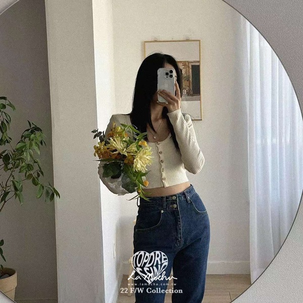 激瘦爆性感坑條上衣